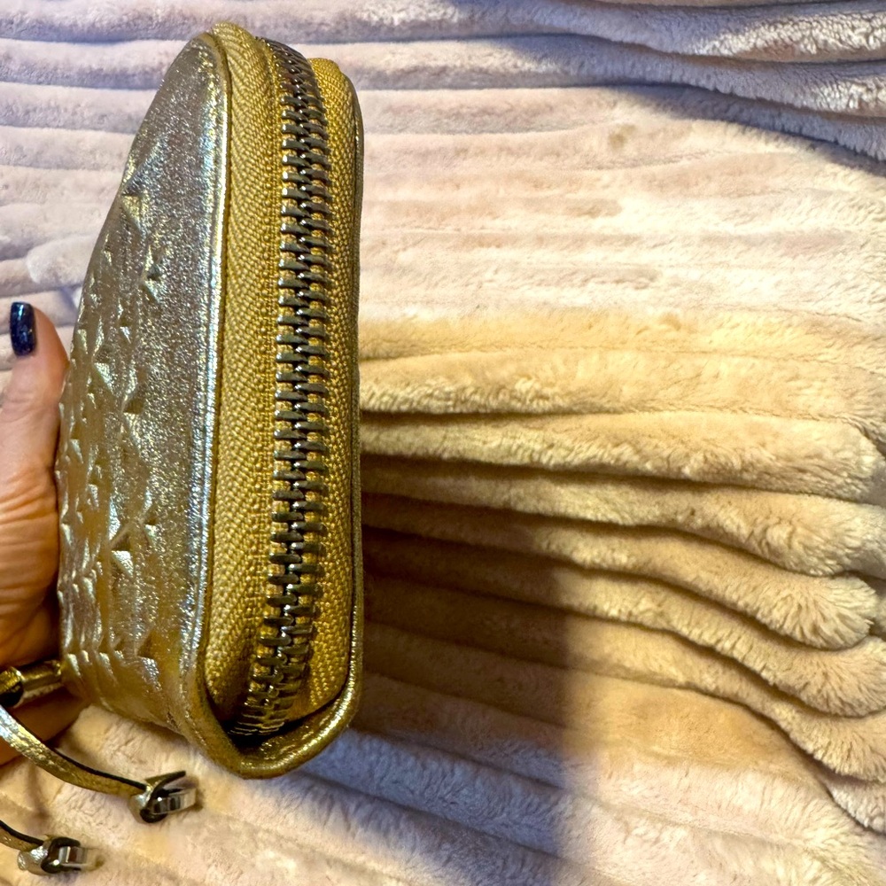 Jimmy Choo Long Wallet Filipa Star-Embossed Gold Metallic Authentic Discontinued - Picture 4 of 11